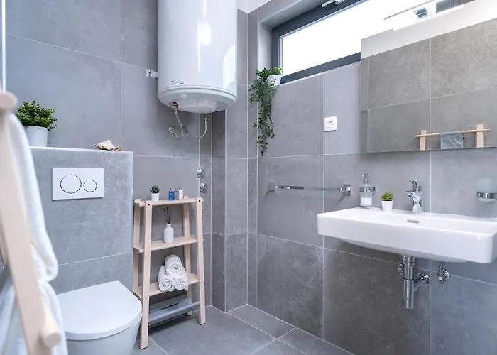 New! Relux - Zf Hvar Apartmán