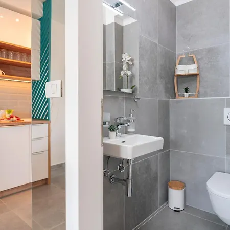 New! Relux - Zf Hvar Apartmán