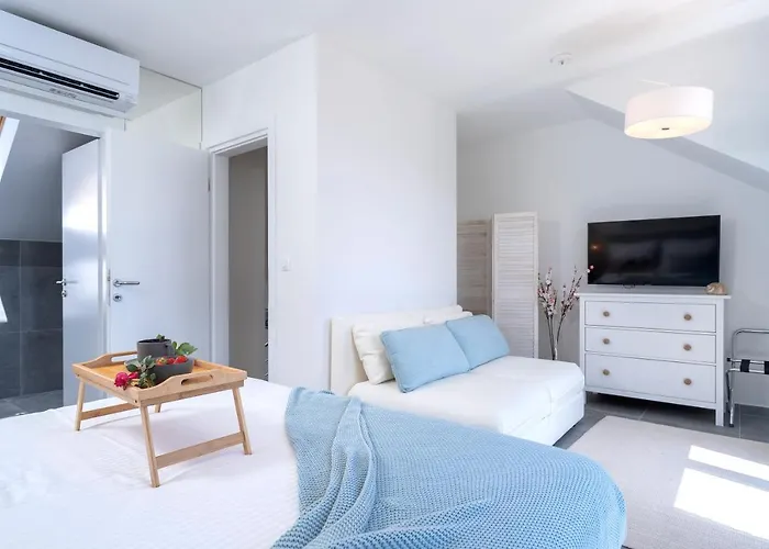 New! Relux - Zf Hvar Apartamento