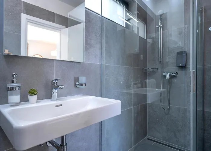 New! Relux - Zf Hvar Apartamento